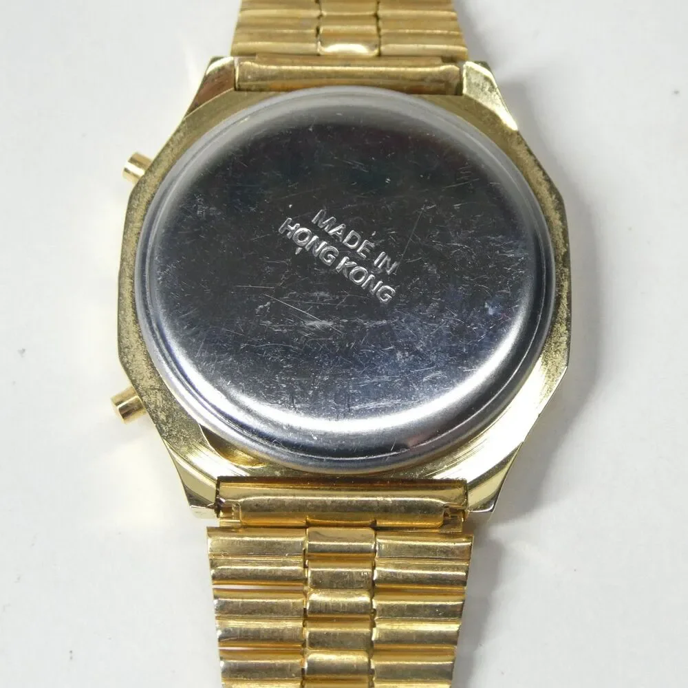 Dynamic LCD Quartz Watch Vintage Goldtone Black Hong Kong Wristwatch